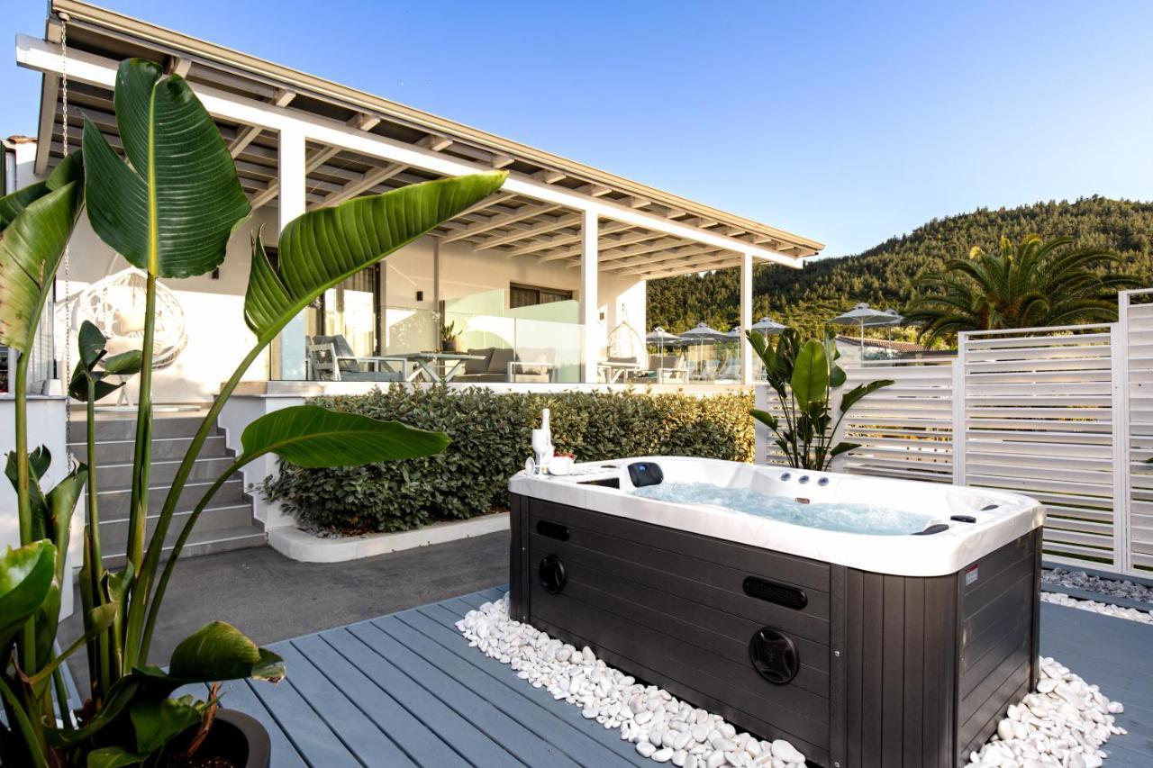 Pachis Escape Suites Exterior foto